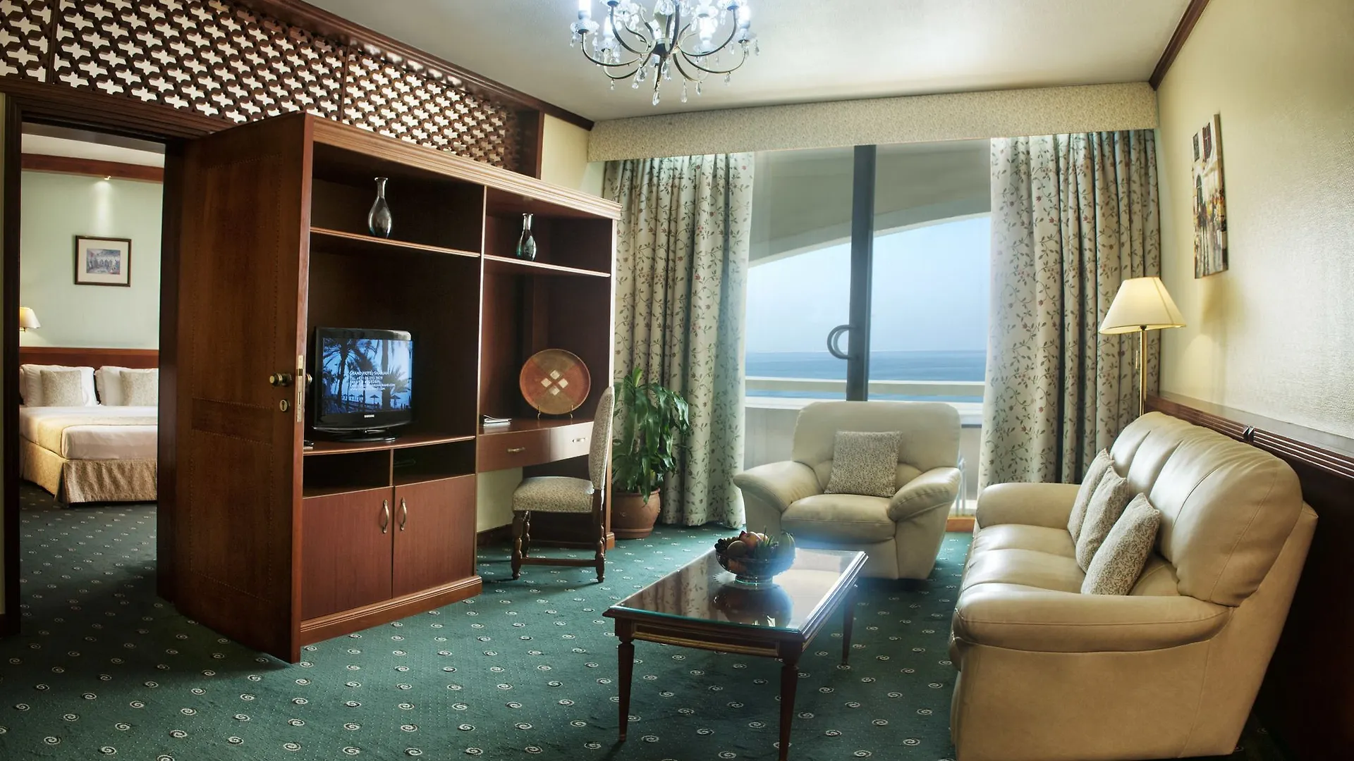 Occidental Sharjah Grand Hotel